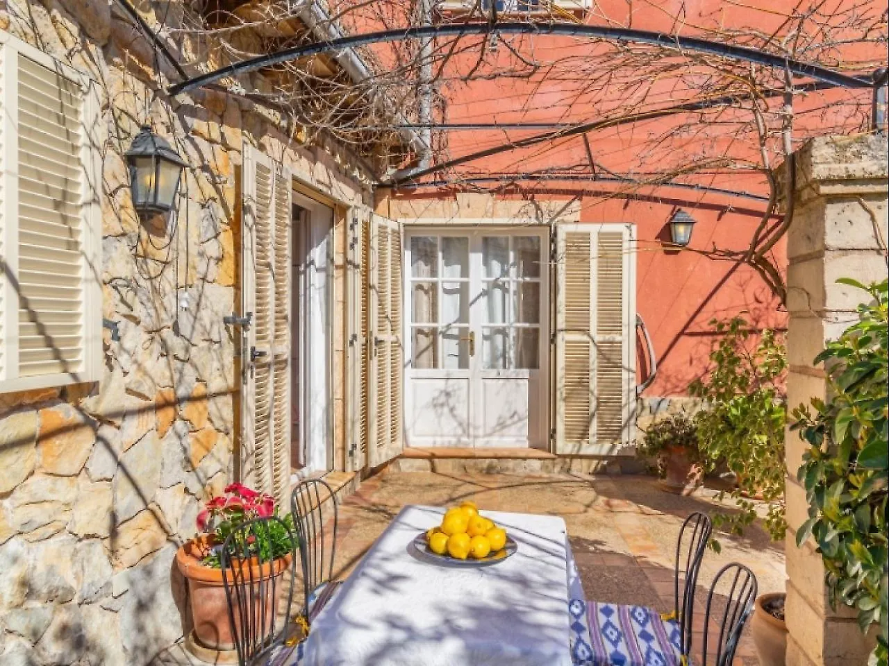 Country House With A Pool In Port D'Andratx Villa